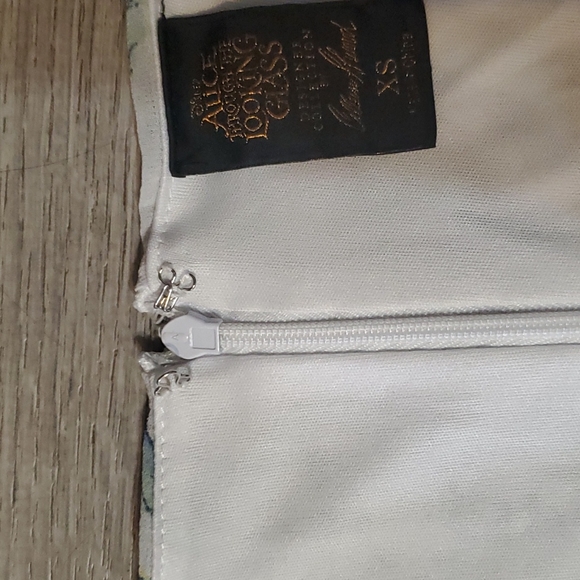 Disney Alice Through The Looking Glass Dress XS - Picture 6 of 7